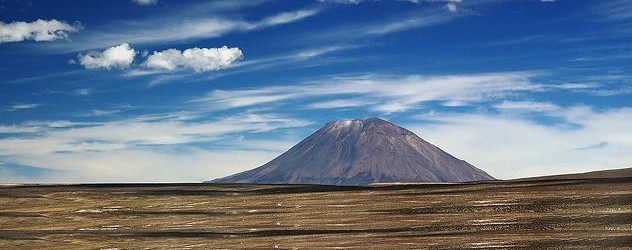 &nbsp; Ven y Conoce la ciudad Blanca de Arequipa, sus principales atractivos turísticos en la ciudad  y disfruta en el Cañón del Colca del impresionante vuelo del Cóndor !!!!!! Día...